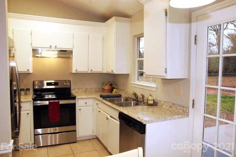 1106 Harvard St, Monroe, NC 28112 photo 6