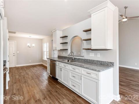 11308 Pointer Ridge Dr, Charlotte, NC 28214 photo 8