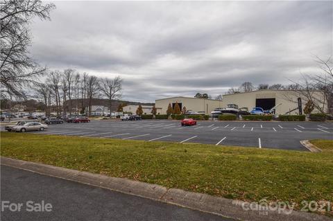 17915 Kings Point Dr #E, Cornelius, NC 28031 photo 35