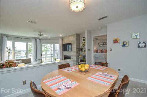 17915 Kings Point Dr #E, Cornelius, NC 28031 photo 7