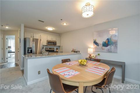 17915 Kings Point Dr #E, Cornelius, NC 28031 photo 8