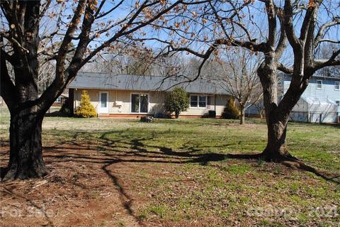 1150 Julius Dr, Salisbury, NC 28147 photo 2