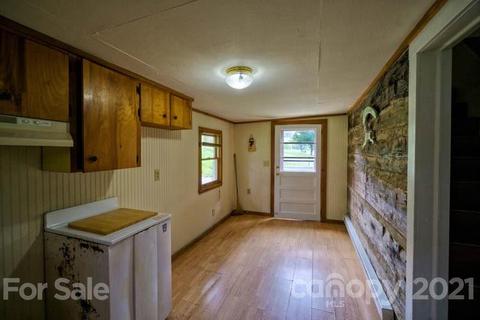 4900 Crabtree Mountain Rd, Clyde, NC 28721 photo 11