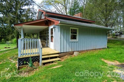 4900 Crabtree Mountain Rd, Clyde, NC 28721 photo 2