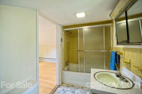 4900 Crabtree Mountain Rd, Clyde, NC 28721 photo 17