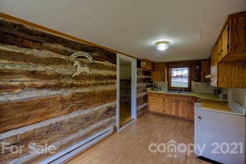 4900 Crabtree Mountain Rd, Clyde, NC 28721 photo 10