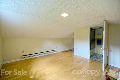 4900 Crabtree Mountain Rd, Clyde, NC 28721 photo 15
