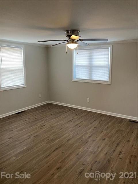 619 Smith St, Kannapolis, NC 28083 photo 5