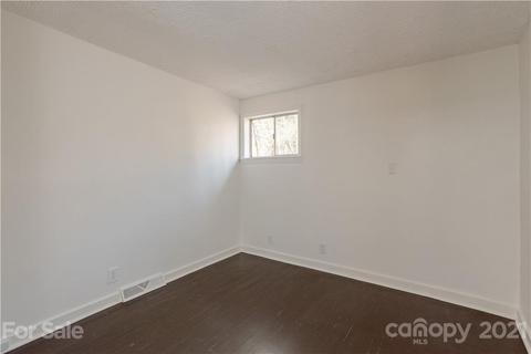 192 Walnut St, Arden, NC 28704 photo 7