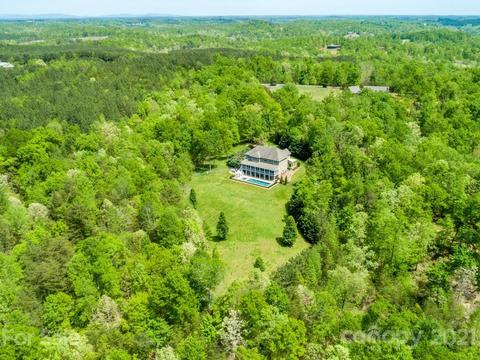 465 N Park Ln, Mill Spring, NC 28756 photo 2