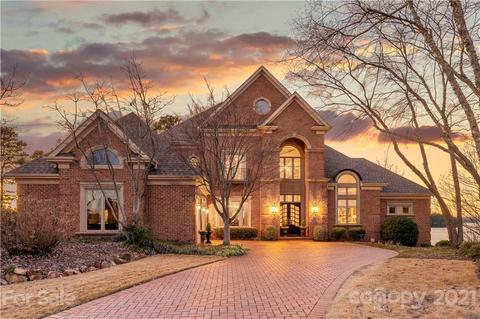 16903 Shipswatch Pl, Cornelius, NC 28031 photo 2