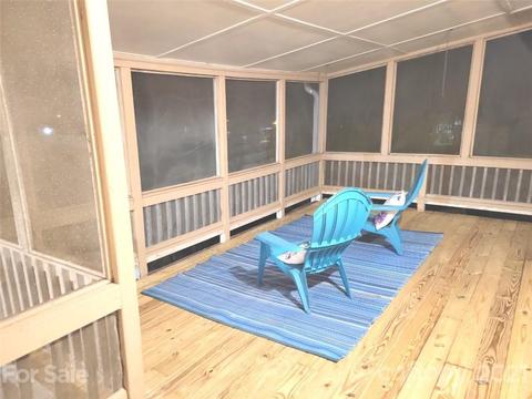 330 E Oak St, Marion, NC 28752 photo 15