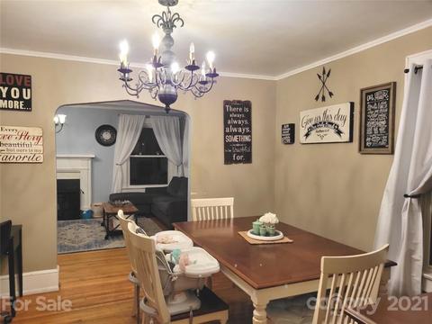 330 E Oak St, Marion, NC 28752 photo 10
