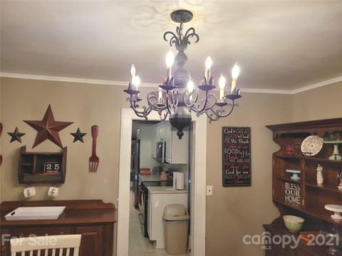 330 E Oak St, Marion, NC 28752 photo 11