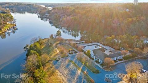 4020 Windward Dr, Tega Cay, SC 29708 photo 37