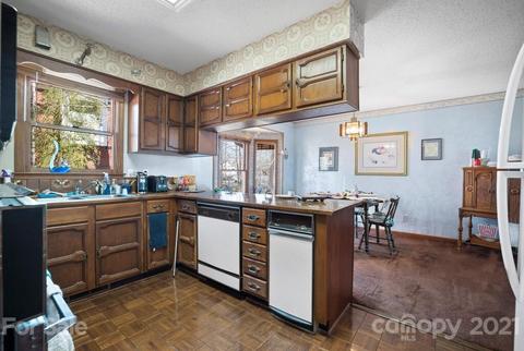 4020 Windward Dr, Tega Cay, SC 29708 photo 10