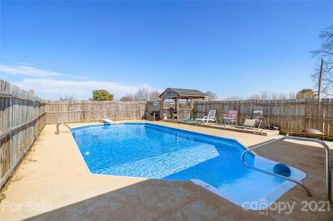 5758 Birch St, Conover, NC 28613 photo 5