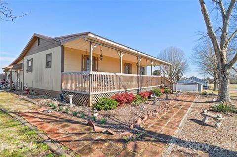 5758 Birch St, Conover, NC 28613 photo 3