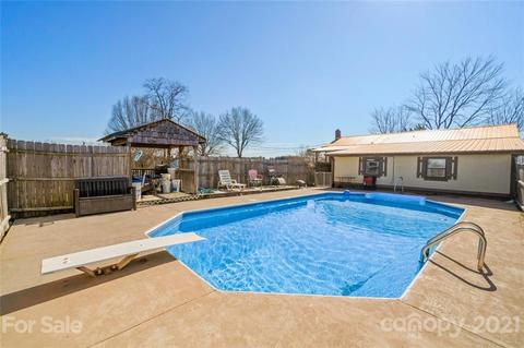 5758 Birch St, Conover, NC 28613 photo 6