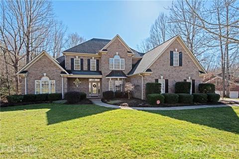 11663 Hidden Forest Ln, Davidson, NC 28036 photo 2