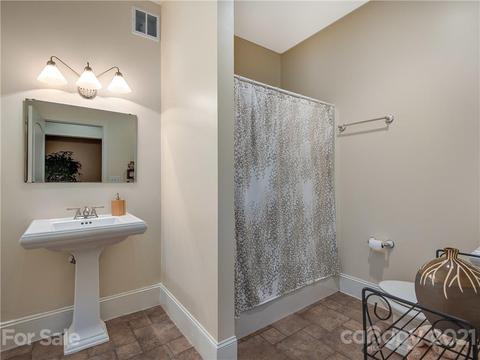 41 Graylyn Dr, Fairview, NC 28730 photo 24