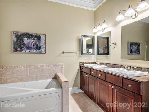 41 Graylyn Dr, Fairview, NC 28730 photo 15
