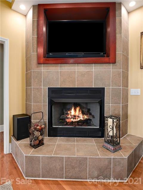 41 Graylyn Dr, Fairview, NC 28730 photo 7