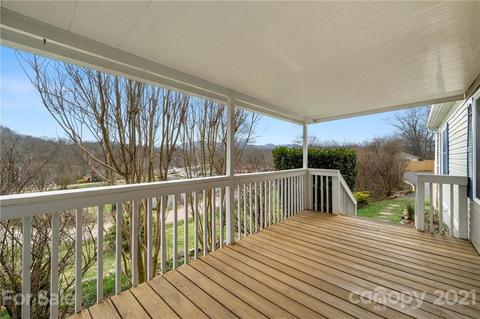 180 Austin Rd, Clyde, NC 28721 photo 4