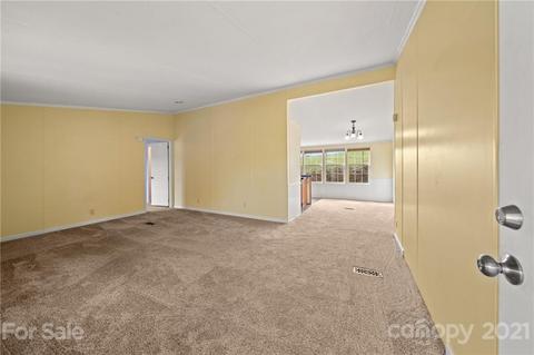 180 Austin Rd, Clyde, NC 28721 photo 6