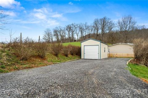180 Austin Rd, Clyde, NC 28721 photo 22