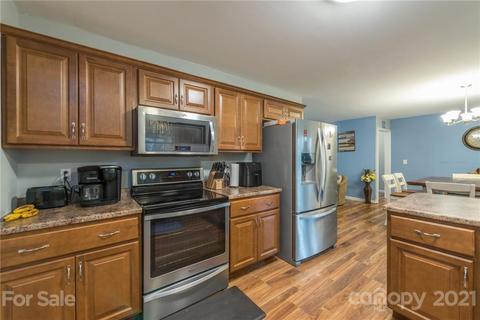 7 Kreston Dr, Marshall, NC 28753 photo 10