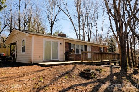 200 Bradshaw Rd, Tryon, NC 28782 photo 1