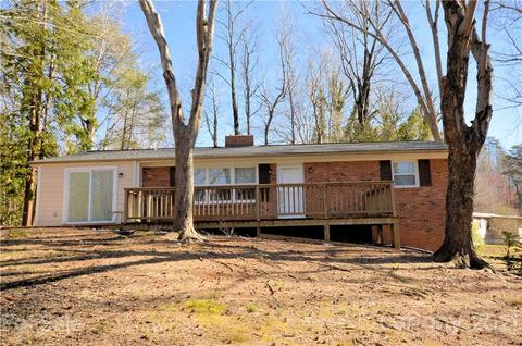 200 Bradshaw Rd, Tryon, NC 28782 photo 2