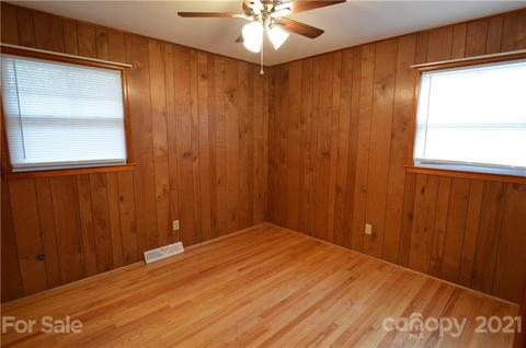 200 Bradshaw Rd, Tryon, NC 28782 photo 10