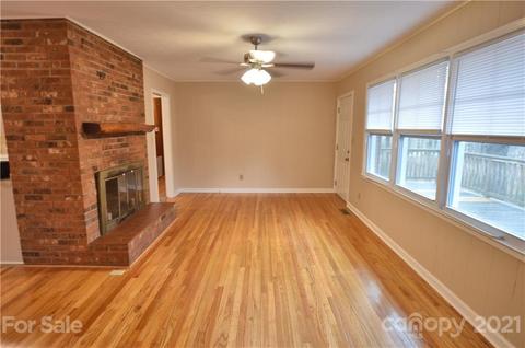 200 Bradshaw Rd, Tryon, NC 28782 photo 6
