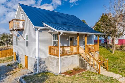 61 Second St, Marion, NC 28752 photo 7
