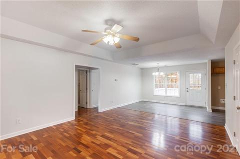 2035 E Park Dr, Lancaster, SC 29720 photo 7