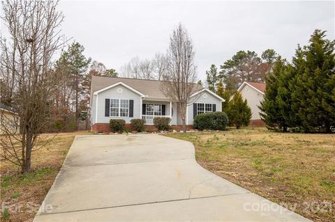 2035 E Park Dr, Lancaster, SC 29720 photo 1
