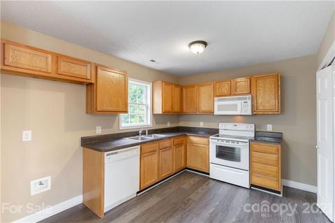 2035 E Park Dr, Lancaster, SC 29720 photo 9