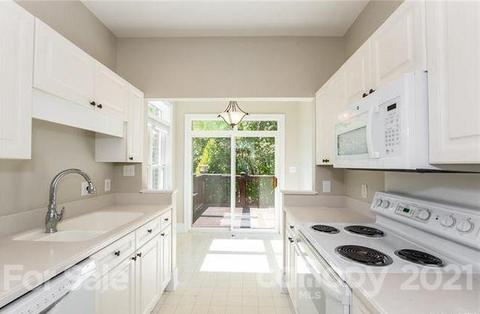 19231 Beaufain St, Cornelius, NC 28031 photo 8