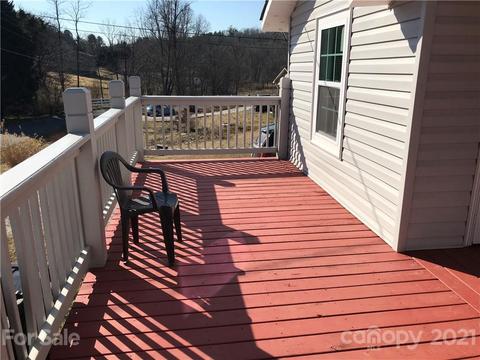 431 Ashworth Cir, Marion, NC 28752 photo 2