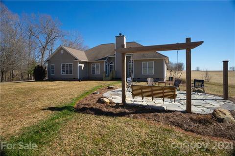 415 Rash Rd, Olin, NC 28660 photo 4