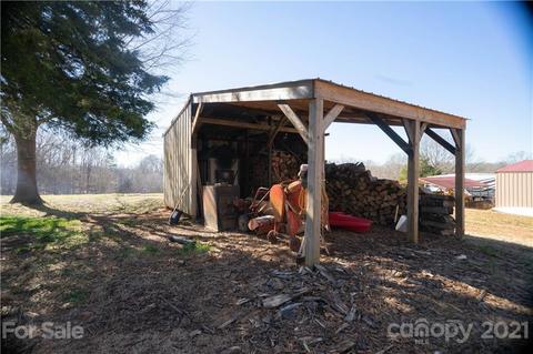 415 Rash Rd, Olin, NC 28660 photo 5