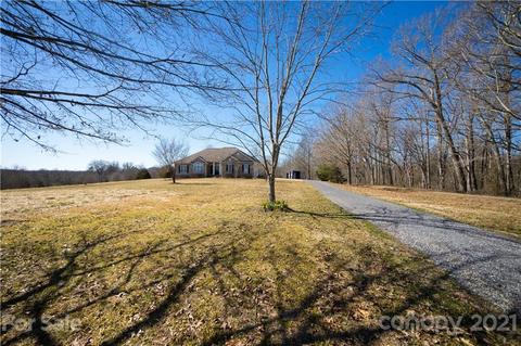 415 Rash Rd, Olin, NC 28660 photo 40