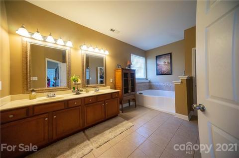 415 Rash Rd, Olin, NC 28660 photo 18