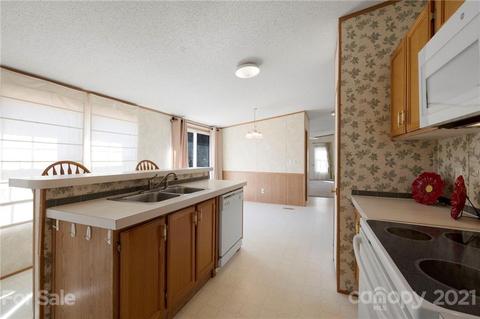 632 Divide Loop, Flat Rock, NC 28731 photo 7