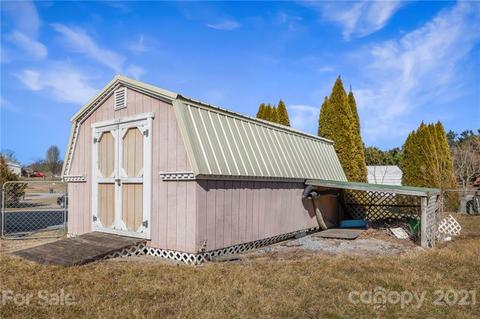 632 Divide Loop, Flat Rock, NC 28731 photo 5