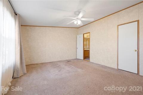 632 Divide Loop, Flat Rock, NC 28731 photo 15