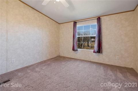 632 Divide Loop, Flat Rock, NC 28731 photo 21