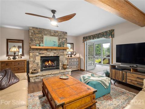 1003 Kanasgowa Dr, Brevard, NC 28712 photo 11